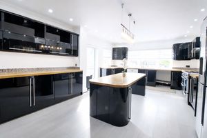 Photo 10- click for photo gallery